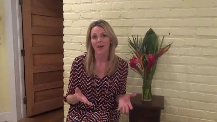 Betsy Harvey Inc.: Eyes, Smile, Action!