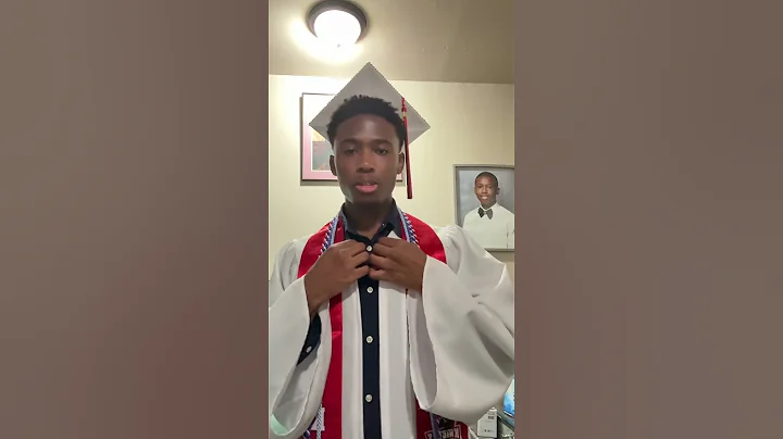 YUP FINALLY GRADUATED 🎓🤍💋 #classof2025 #graduation #graduate #2025