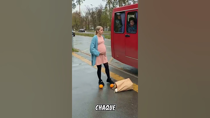 "This bus driver reversed to help a pregnant woman
