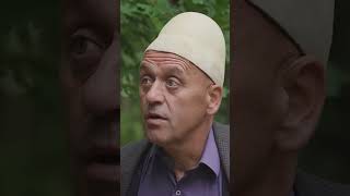 Ish qartë diçka, po t'lypke me qiri e me pishë. Ish qartë diçka, po t'lypke me qiri e me pishë.