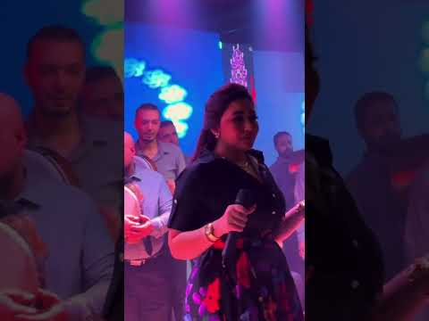 رحمه محسن بتعيط وهيا بتغني احساس يوجع القلب