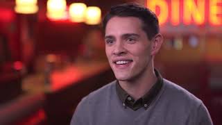 Doblaje de Casey Cott, Kevin en Riverdale