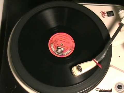 Édith Piaf - Amour Du Mois De Mai