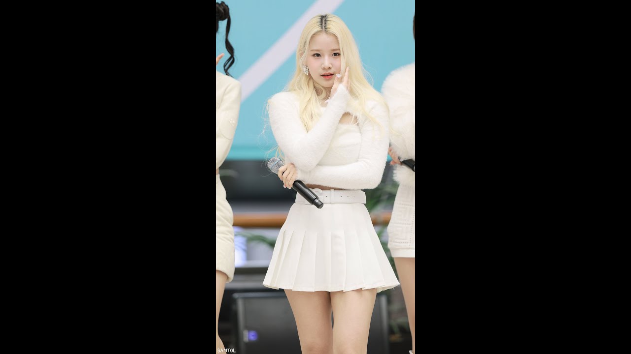 230426 라임라잇(LIMELIGHT) - 수혜 Blanc Noir 직캠 @김포국제공항 26데이 버스킹