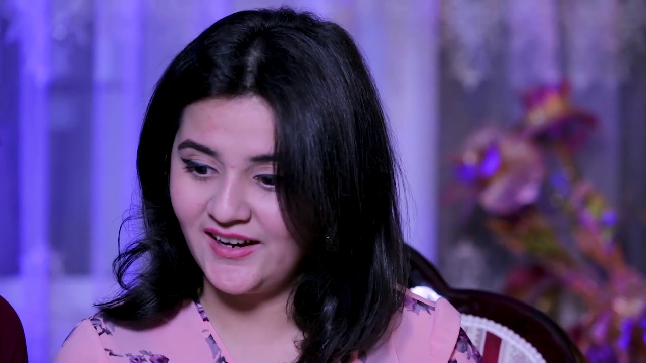 Yotgan erkak va ayol ortasidagi jinsiy aloqa