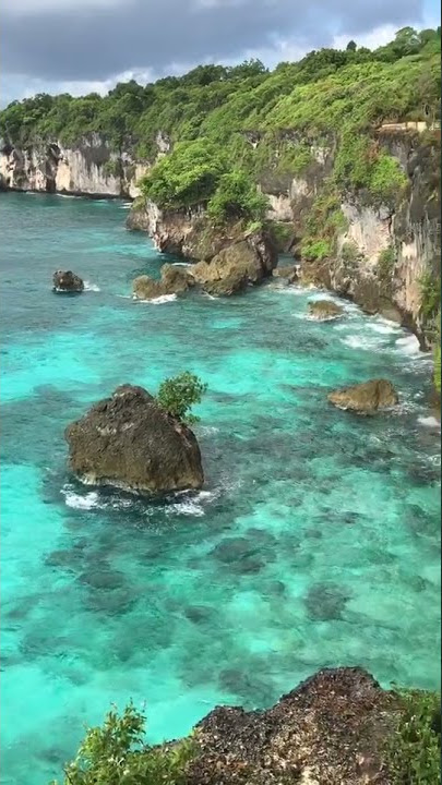 Mentahan Halu buat para jomblo prank teman 🤭 lagi di pantai 😂