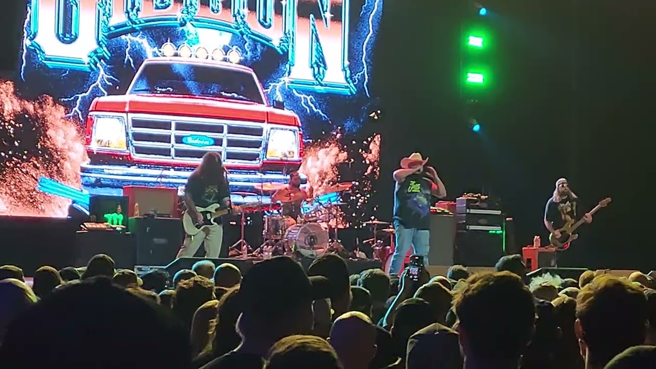 Gideon / More Power. More Pain. live @ The Bomb Factory 10/12/25