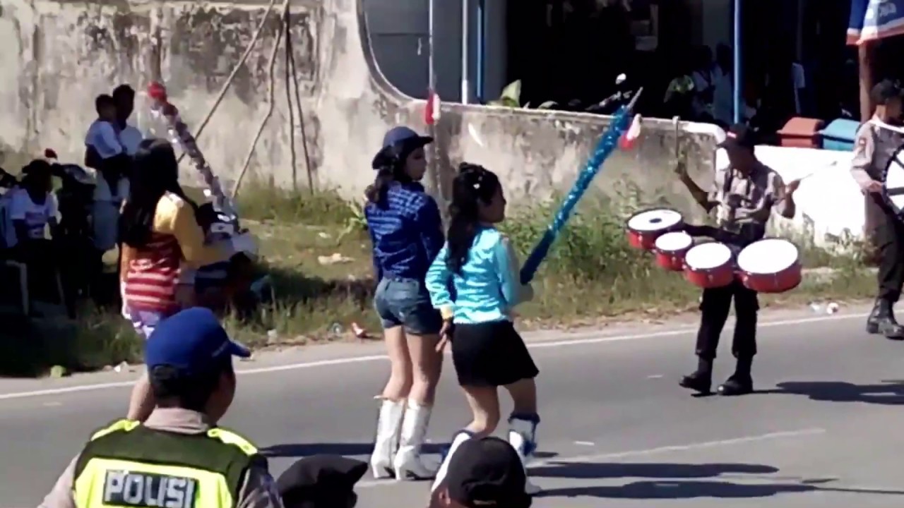 Drumband SMA PGRI Waingapu yang Selalu Tampil Memukau