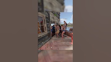 code raid #rustfunnymoments #rustshorts #cornthelongway