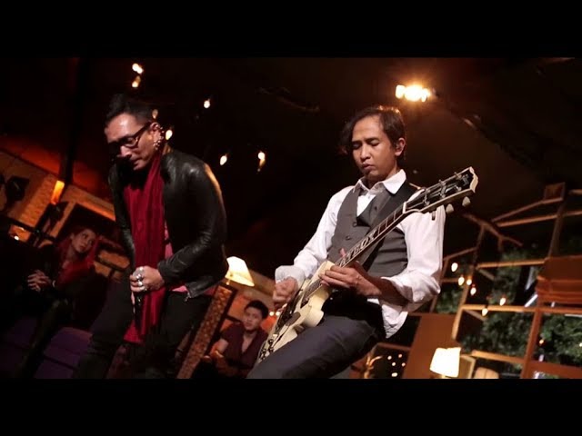 Piyu & Isa Raja - Angkuh (Live at Music Everywhere) * * class=