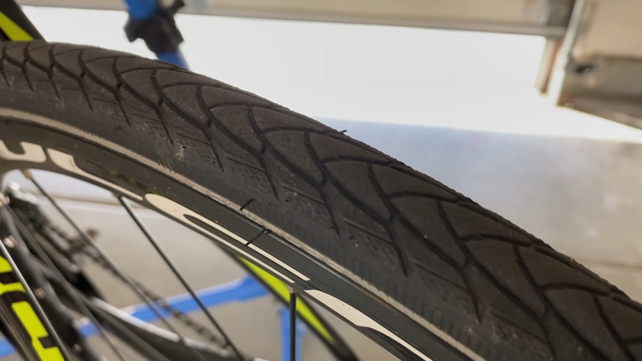 Gebeurt bijwoord ei Schwalbe Marathon Plus tires are basically indestructible! - YouTube