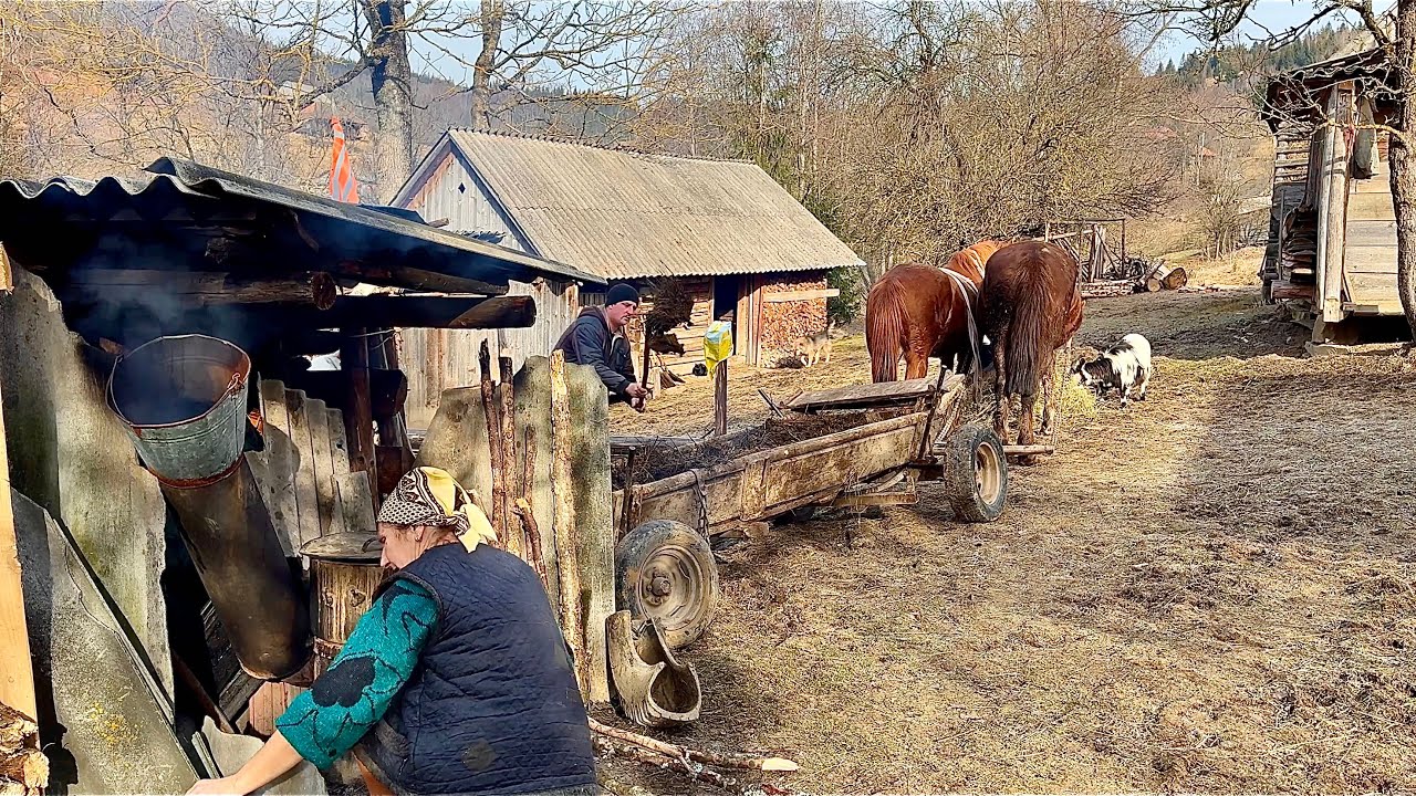 The secret of Happy family life of a family in a high mountain village