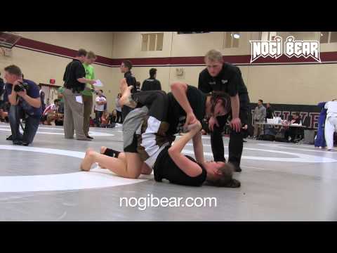 Female No-Gi Submission Grappling! • Kaitlyn Bocelli vs Casandra Vega • The Good Fight 03.14.15