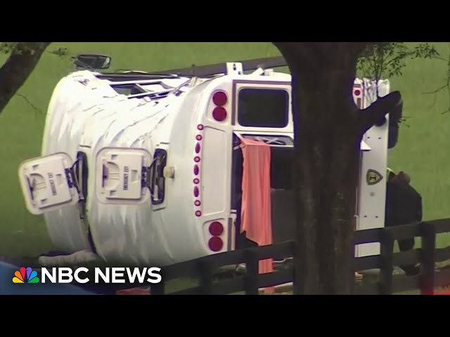 BREAKING: Florida bus crash kills at least 8 people and injures dozens more