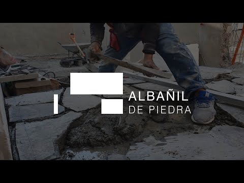 Video: Die Casa De Piedra Von Tuñón Arquitectos Besteht Aus Neun Würfelförmigen Räumen