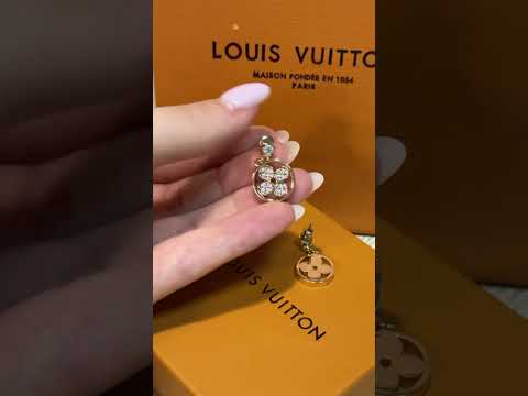 Сережки Луї Вюїтон у позолоті з розсипом цирконію (можна набір з підвіскою), видео 1
