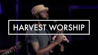 "10,000 Reasons" - Harvest Worship feat. Kevin Ward chords