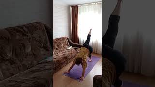Домашняя Йога 🏡 Марина Комова I Открытая Йога I Псков | Дивья 18 в прямом эфире!