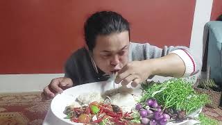 ส้มตำโคตรแซ่บความเผ็ดไม่ต้องพูดถึงรสชาติเข้ากันสุดกับขนมจีน