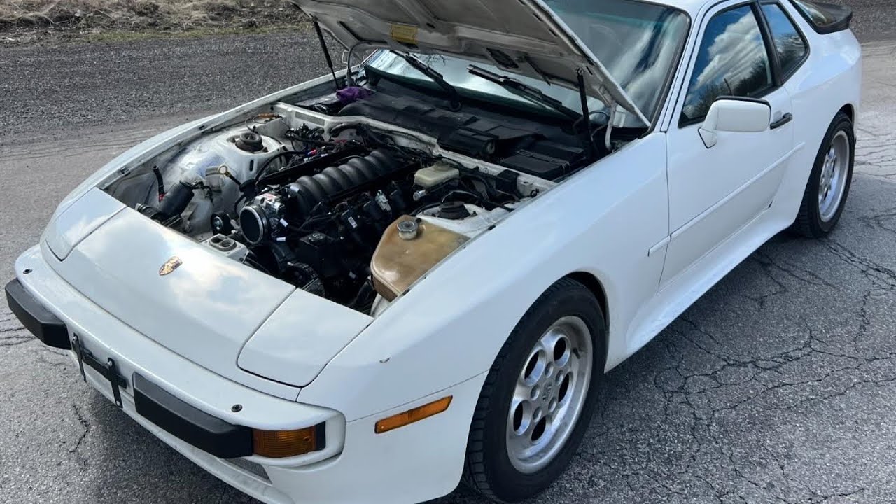 Porsche 944 LS Swap Burnout - YouTube