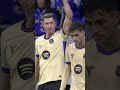 Cuando Lewandowski usa la cabeza 😮‍💨⚽