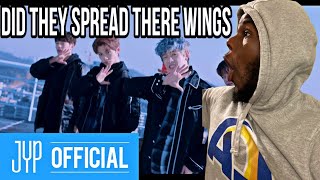 Stray Kids - Spread My Wings Performance Video!! #straykids #reaction