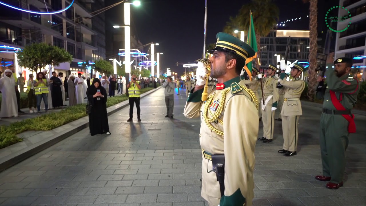 القائد العام لشرطة دبي يشهد مسيرة لخريجي الدفعة 26 في أكاديمية شرطة دبي