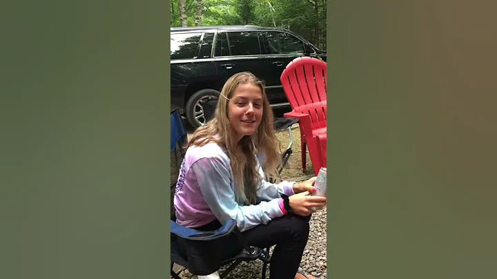 How to open a drink with long nails