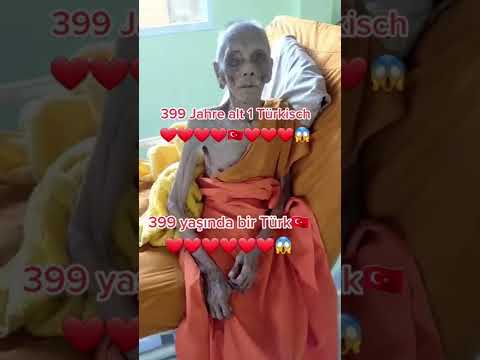 عجوز يبلغ من العمر 400 سنه
