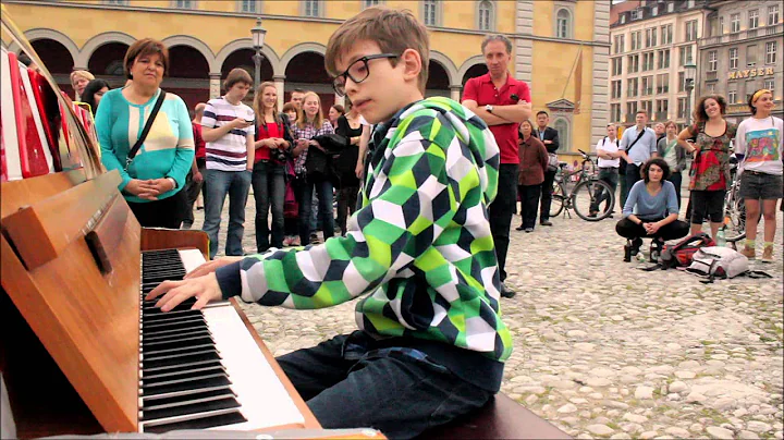 "Public Street Pianos" Munich 2013 (Wanderpiano, M...