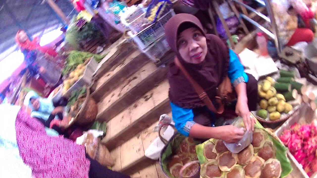 Intip Pasar Kajen dan Hunting Jajanan Pasar Kue Basah  Pekalongan (1)