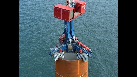 Der größte Greifer der Welt - Axzion Upending Tool