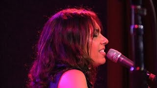 Watch Bangles Anna Lee Sweetheart Of The Sun video