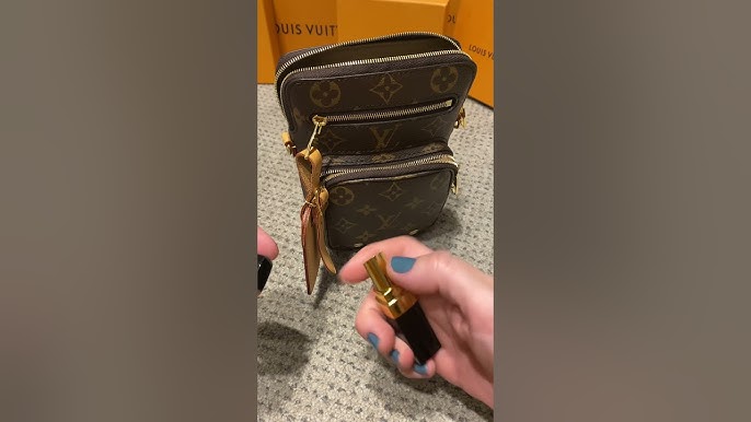 Louis Vuitton UTILITY PHONE SLEEVE!