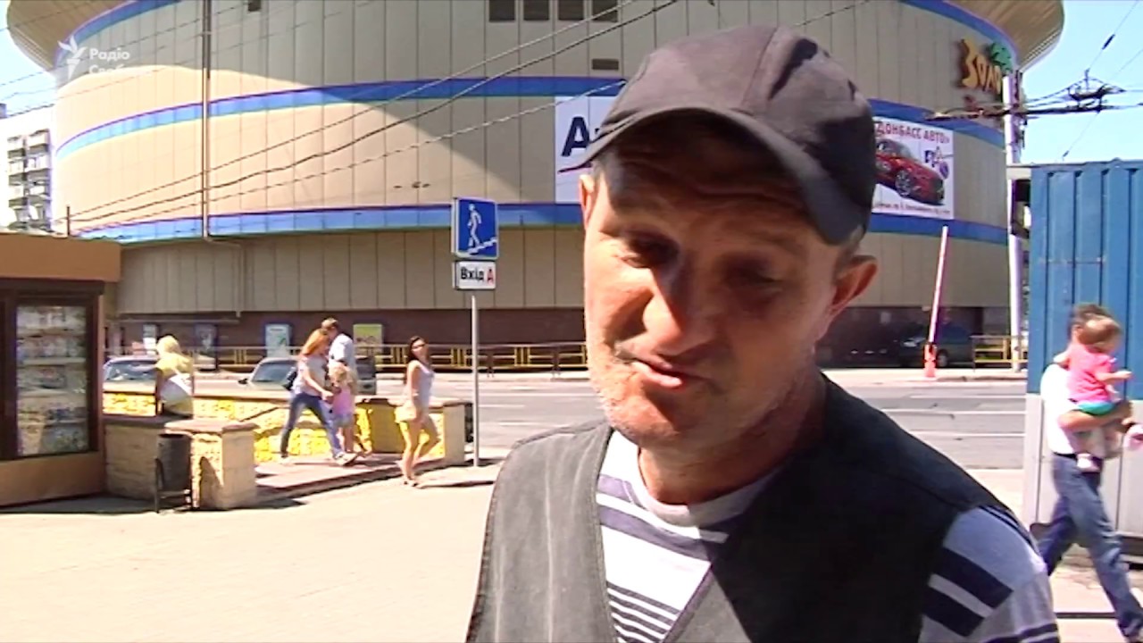 Интересуются ли жители оккупированного Донецка судьбой Виктора Януковича?