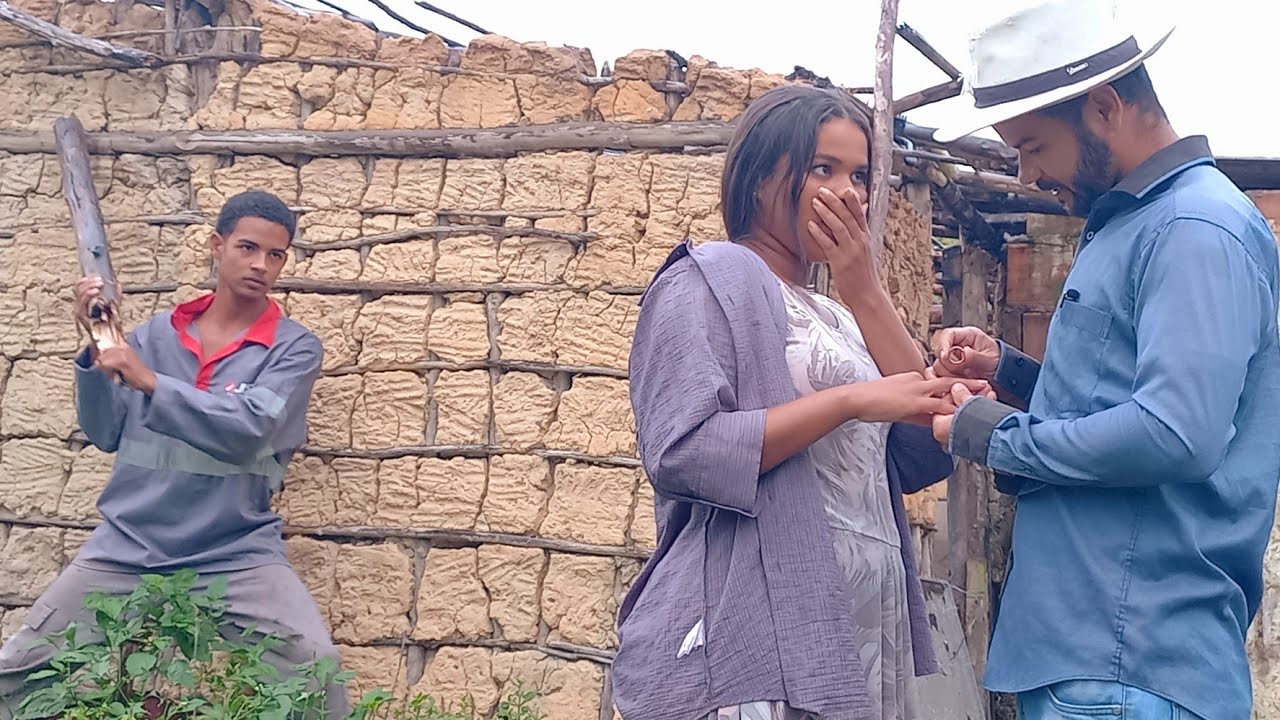 ELA MORAVA NA CASA DE BARRO E FOI SUPREENDIDA PELO PEDIDO DE CASAMENTO Do MILIONÁRIO 😱/ veja...