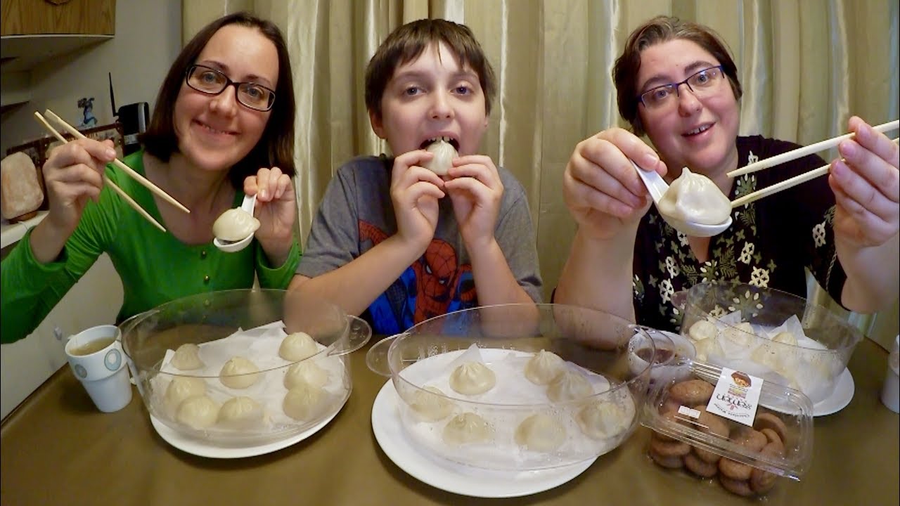 Soup Dumplings And Chocolate Cookies | Gay Family Mukbang (먹방) - Eating Show - YouTube