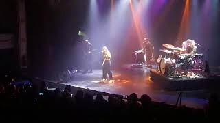 Against the Current live in Chile - Demons 20180818