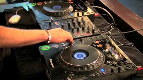 DJ Tutorial 2013 | Beat Matching Practise