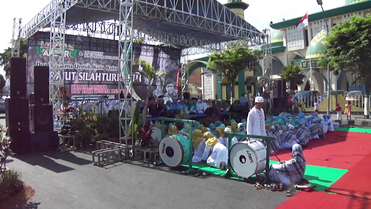 Festival Sholawat Di Masjid Batu Malang  YouTube