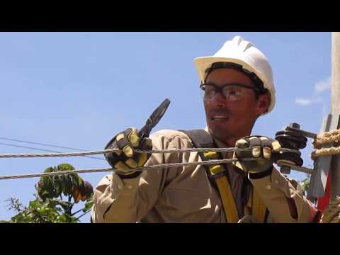 Video: Soportes de líneas eléctricas y su instalación