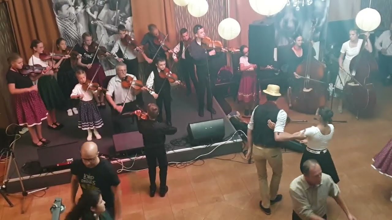 Sóvidéki rend a Tücsökrajjal, Erdélyi Táncháztalálkozó