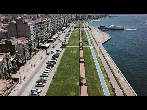 İzmir'de Kordon Boyu boş kaldı