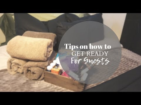 preparing-for-overnight-guests-|-dollar-tree-gift-basket-|-guest-room-ideas