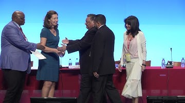 Distribution of animal health status certificates