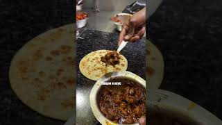 Уличная еда Индии бывает вкусной !