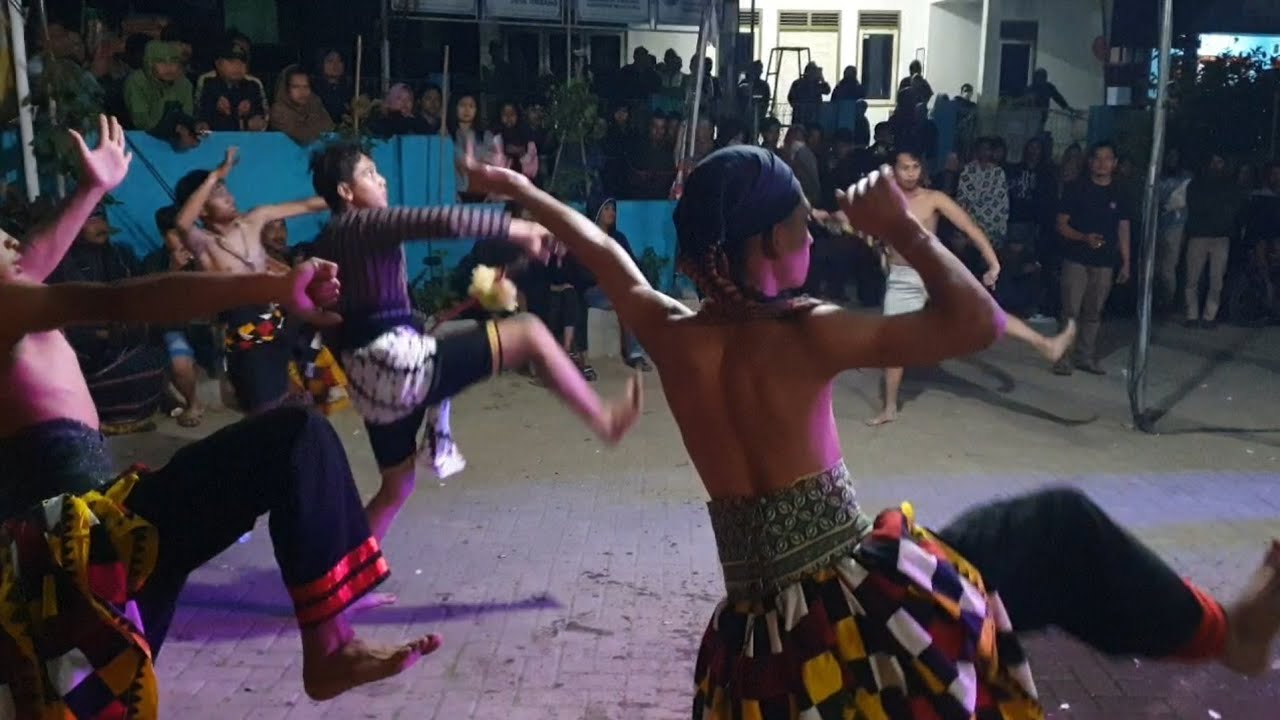 Kroyokan Kebogiro KERASUKAN METAL ! Taruna Budaya Timbang