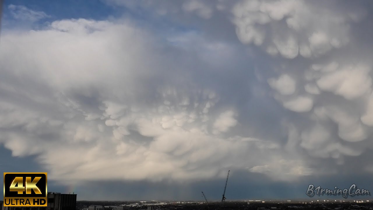 Timelapse Mammatus Clouds - YouTube