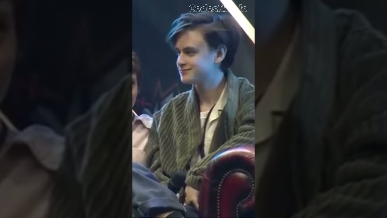 I Can T Why D He Look At Her Like That Shorts Horror Jaedenmartell Sophialillis Wyattoleff