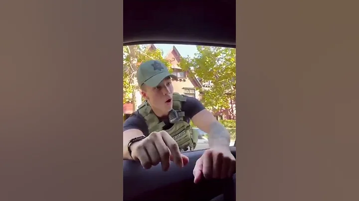 Gay Cop Pulling Him Over #cops #funny